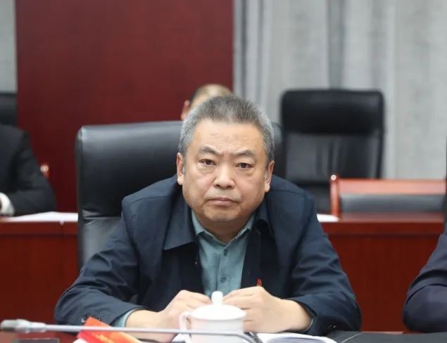 中铁工业党委理论学习中心组专题学习党的十九届六中全会精神 中铁工业党委理论学习中心组专题学习党的十九届六中全会精神