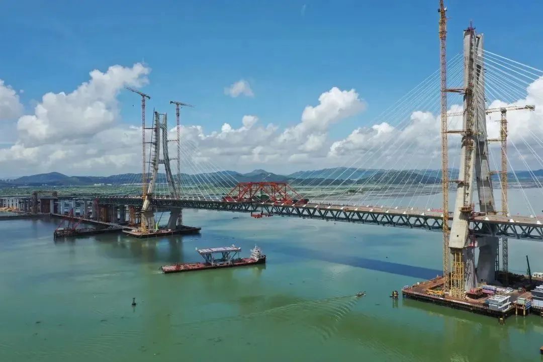 当先锋 攀高峰 || 中铁工业稳增长全速推进重点项目建设 当先锋 攀高峰 || 中铁工业稳增长全速推进重点项目建设