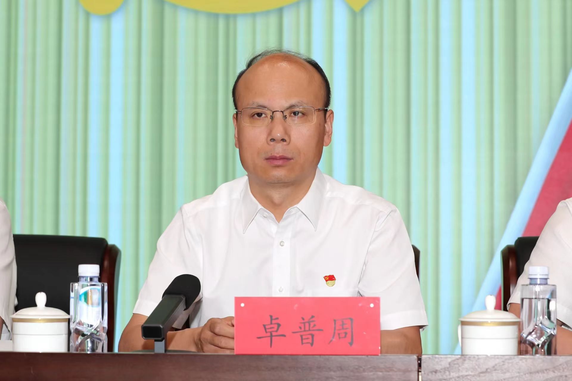 中铁工业党委召开庆“七一”表彰大会暨三峰党建推进会