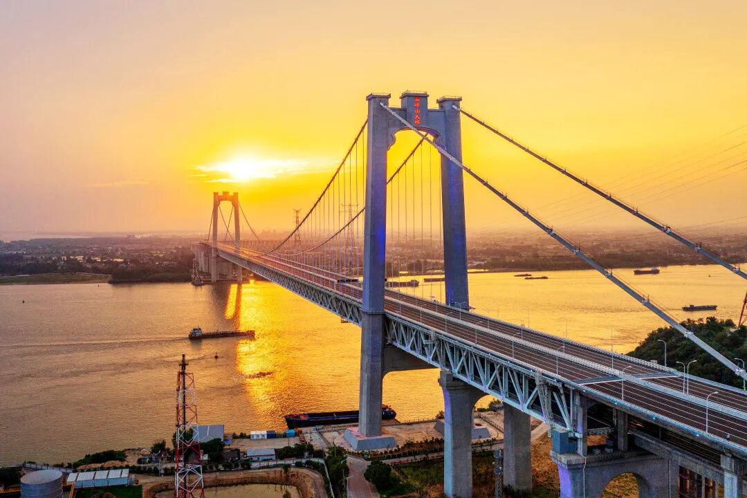 十大最美桥梁揭晓!中铁工业参建8座 十大最美桥梁揭晓!中铁工业参建8座