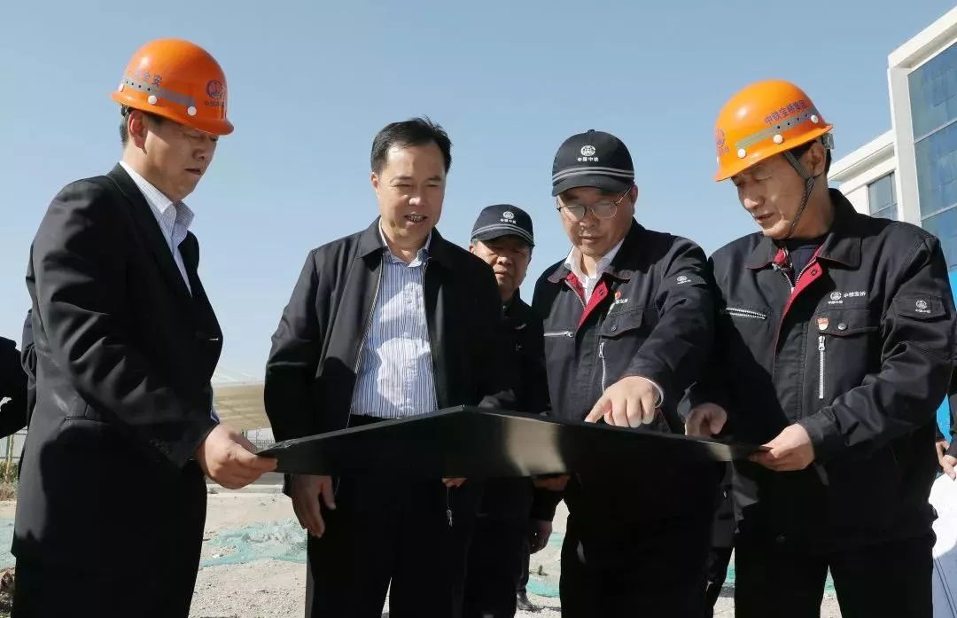 公司党委书记、董事长易铁军调研中铁宝桥 公司党委书记、董事长易铁军调研中铁宝桥