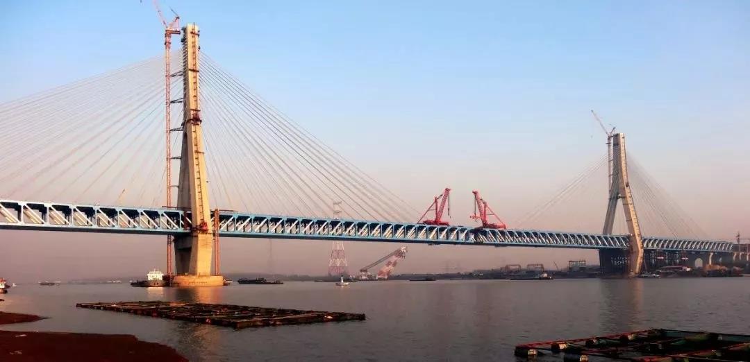 中铁九桥荣获 2018年度“全国优秀焊接工程一等奖” 中铁九桥荣获 2018年度“全国优秀焊接工程一等奖”
