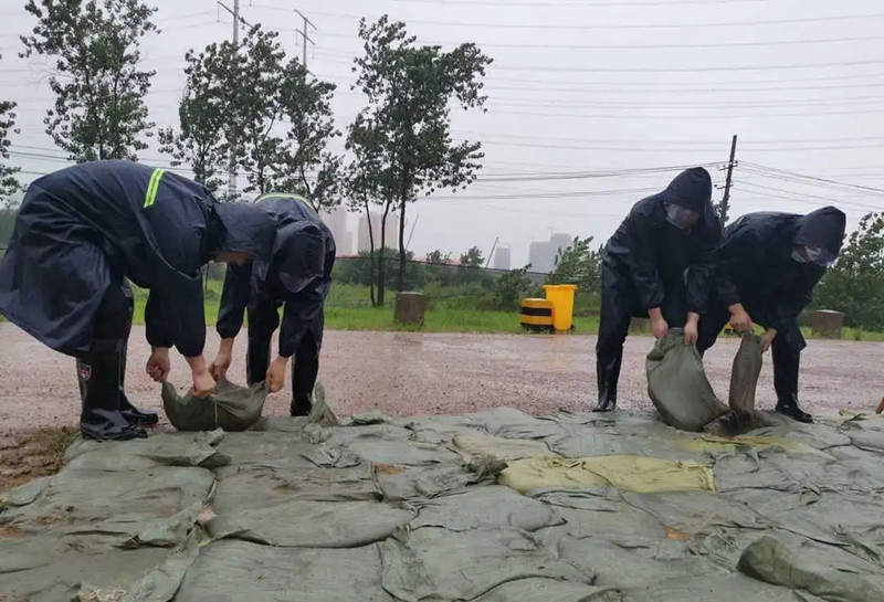 才下火神山，再上武金堤——中铁科工突击队坚守武汉防汛一线